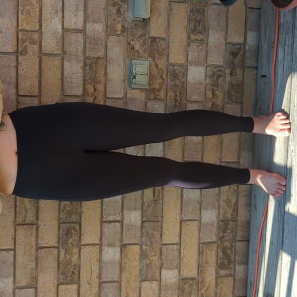 Black High-Waisted Leggings - Picture 1 of 10
